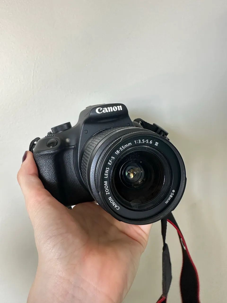 Canon EOS Rebel T5 com Lente 18-55mm - Semi Nova