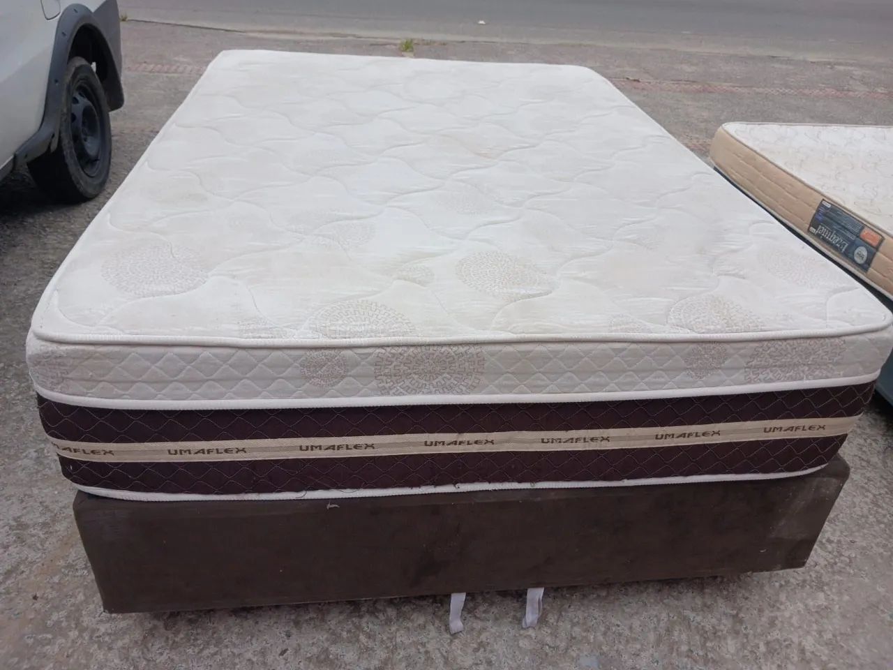 Cama Box colchão alto