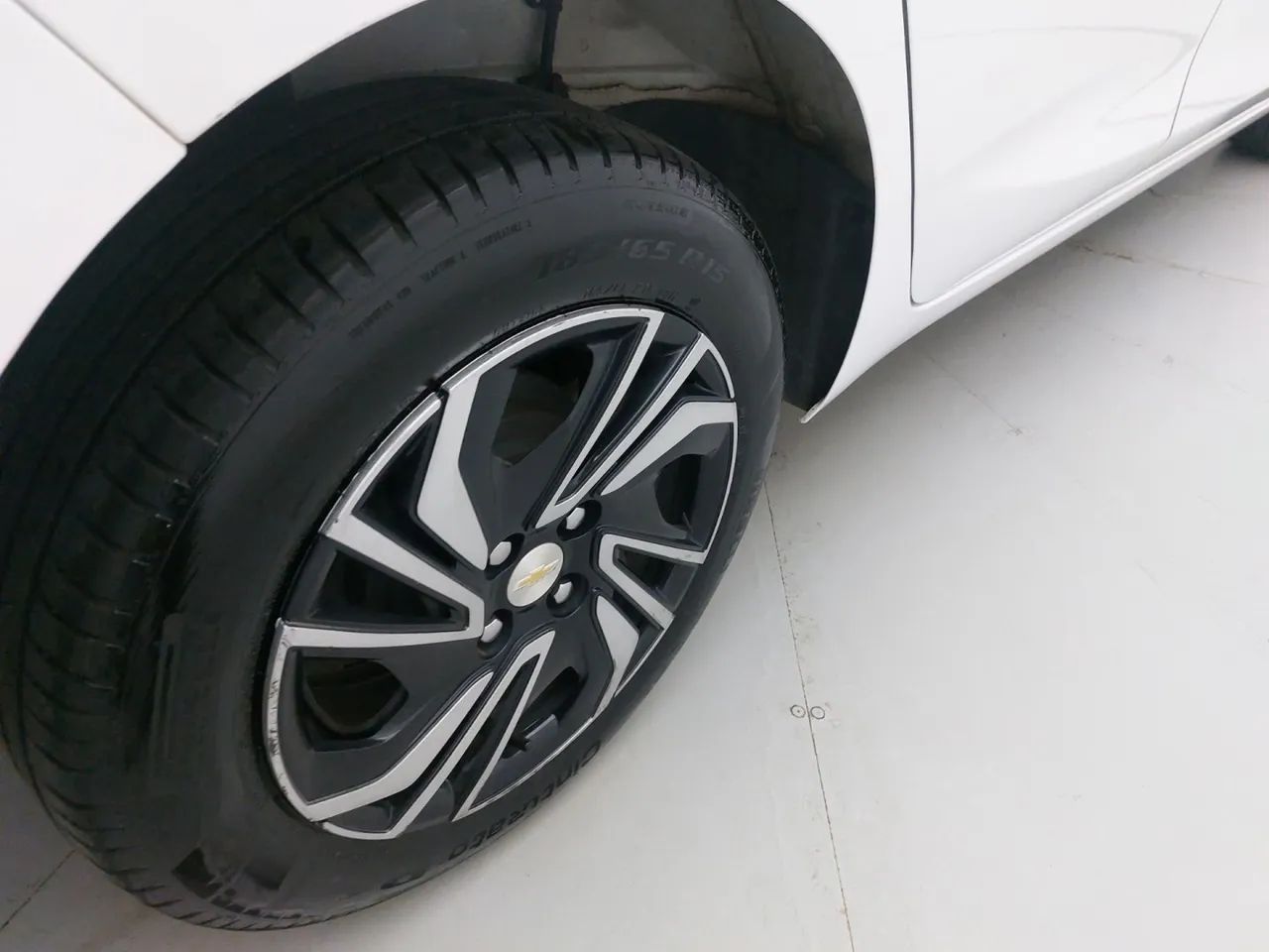 Chevrolet Onix Hatch 1.0 12V Flex Mec. 4P, foto 14 de 18