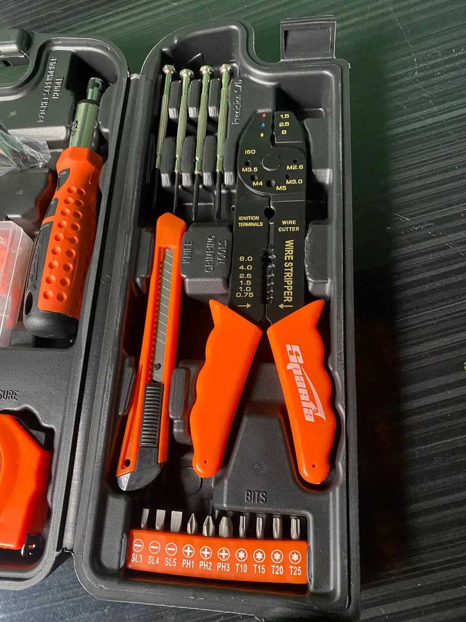 Tool Kit in Case418478765449553922