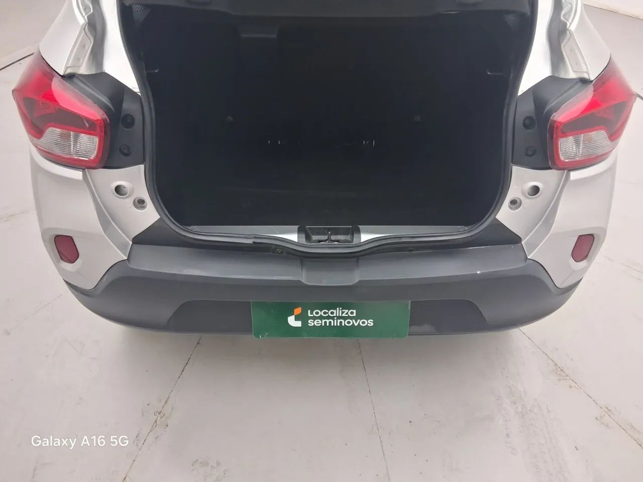 Renault Kwid 1.0 Zen, foto 9 de 18