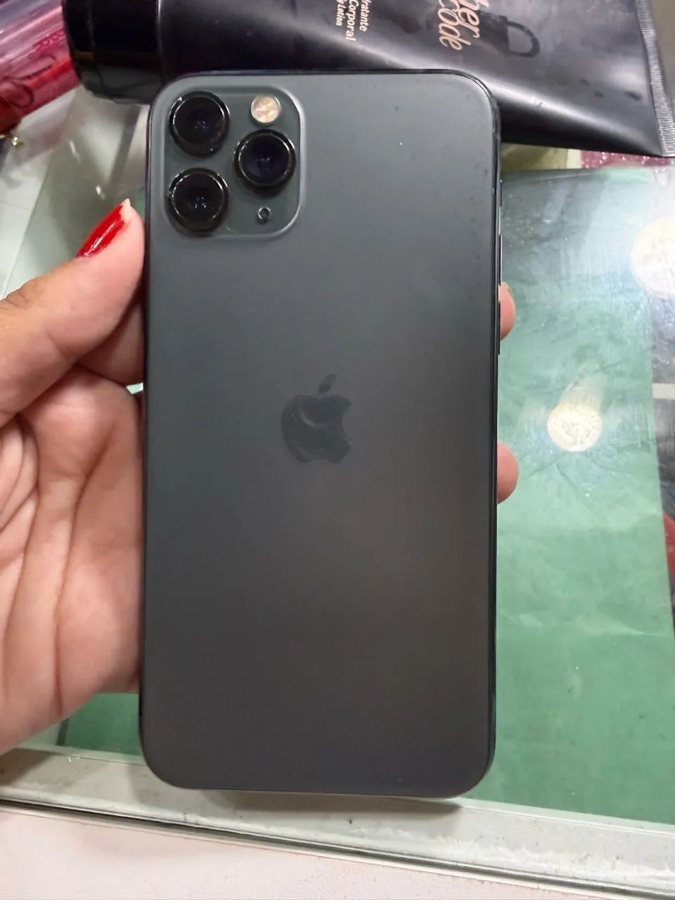 vende-se iphone 11 pro  - Foto 3