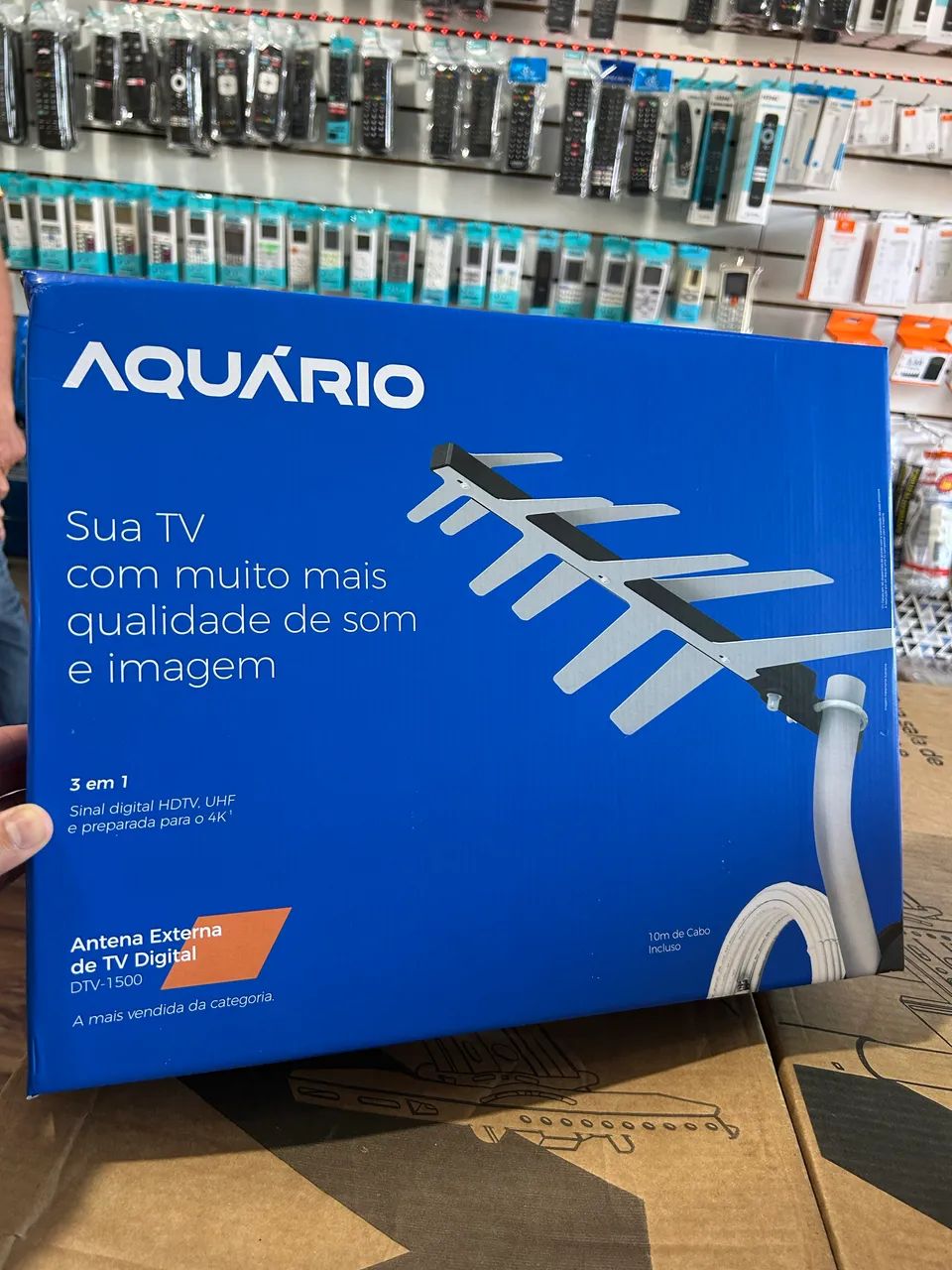 Antena Externa Digital 7 DBI com Cabo de 10 Metros 