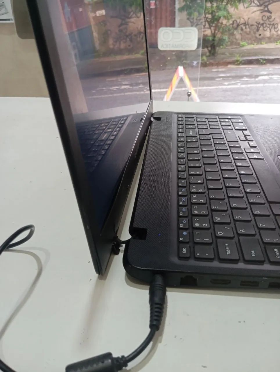 NOTEBOOK SAMSUNG NP300 R$200  - LEIA TODO ANÚNCIO !!!!!!  - Foto 2