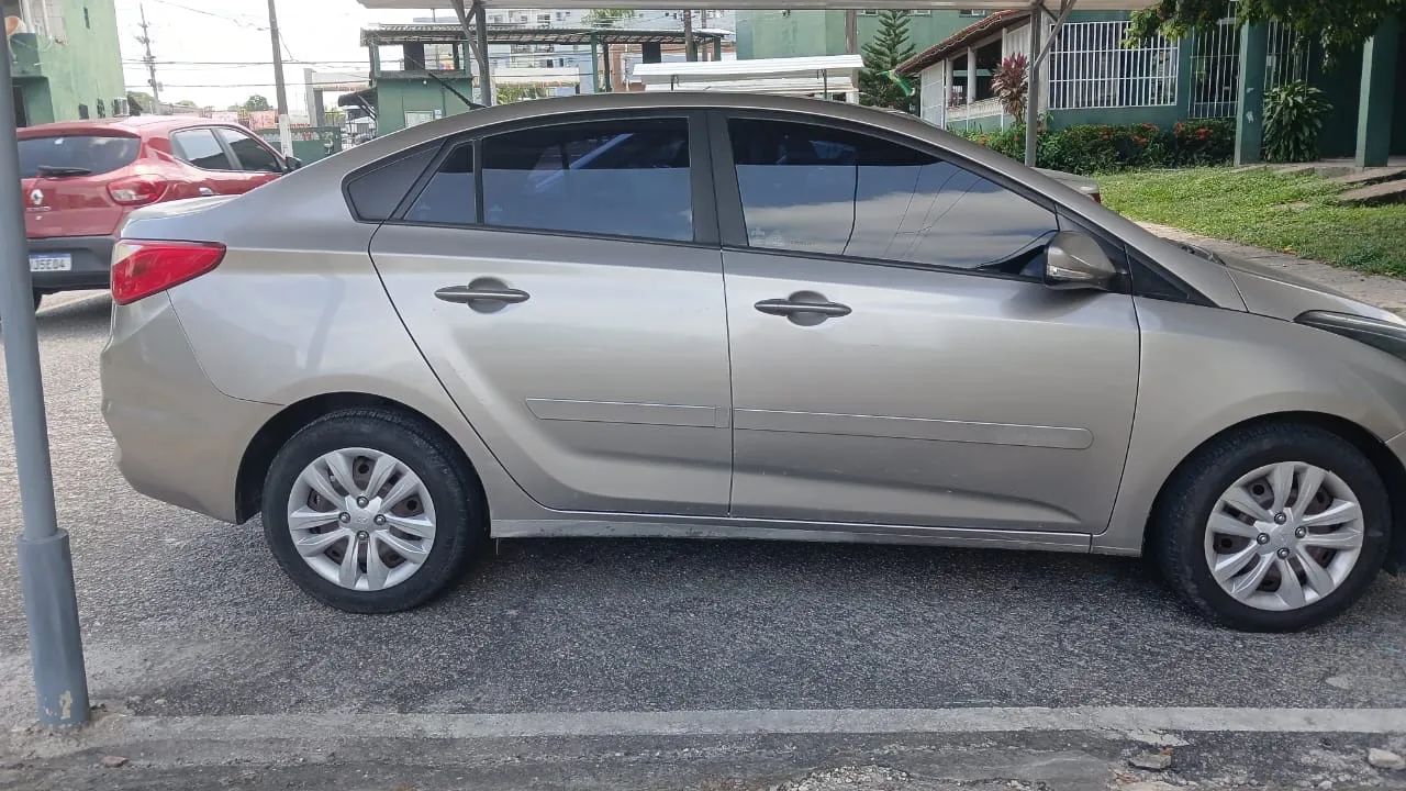 Hyundai Hb20S C.PLUS/C.STYLE1.0 FLEX 12V MEC. 4P 2016