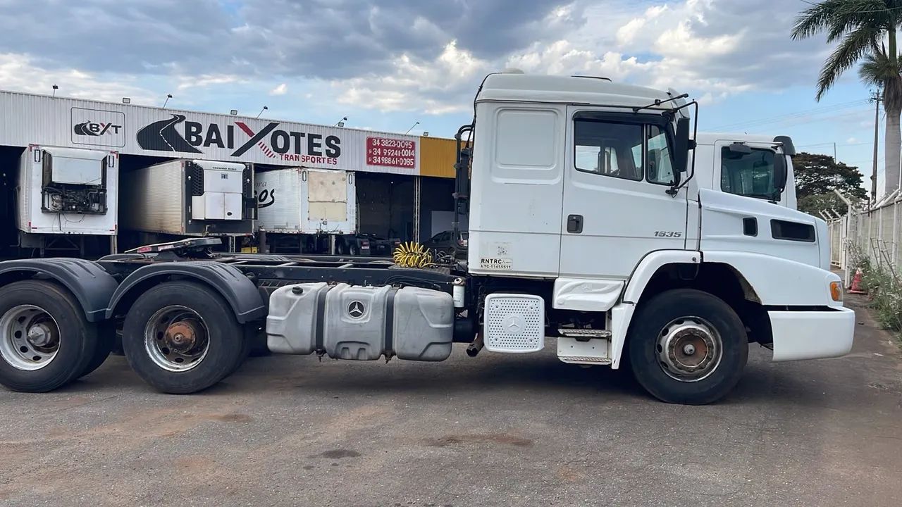  MERCEDES-BENZ ATRON 1635 S - 2012/2012 - Foto 2