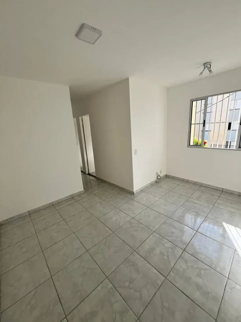 Imóvel para venda tem 45 metros quadrados com 2 quartos