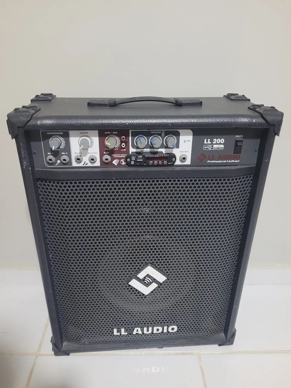 Caixa de som amplificada LL 200
