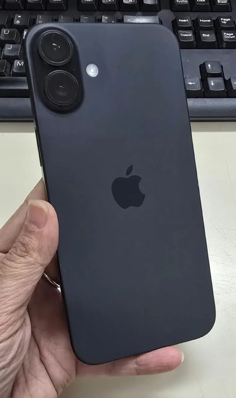 IPHONE 16 PLUS - Foto 3