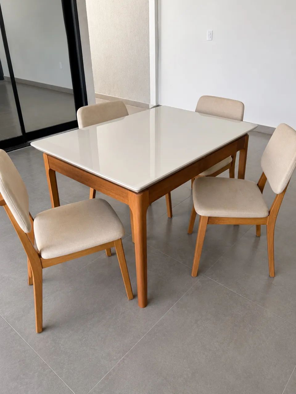 Conjunto Mesa de Jantar 
