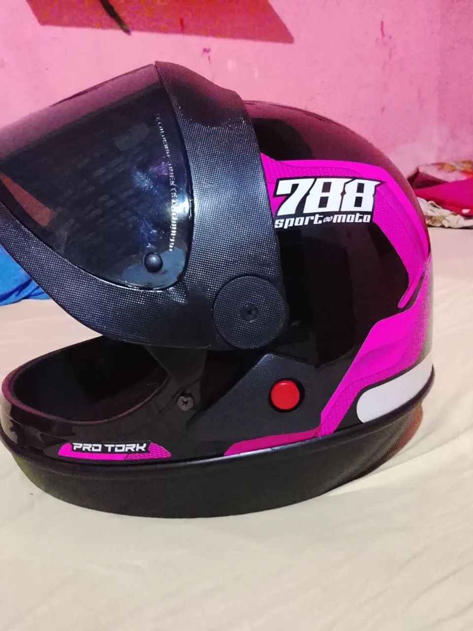 Vendo esse lindo capacete zerado  - Foto 3