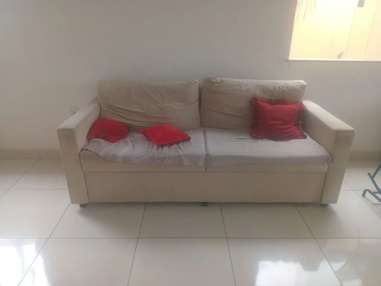 Vendo sofá  de veludo  - Foto 5