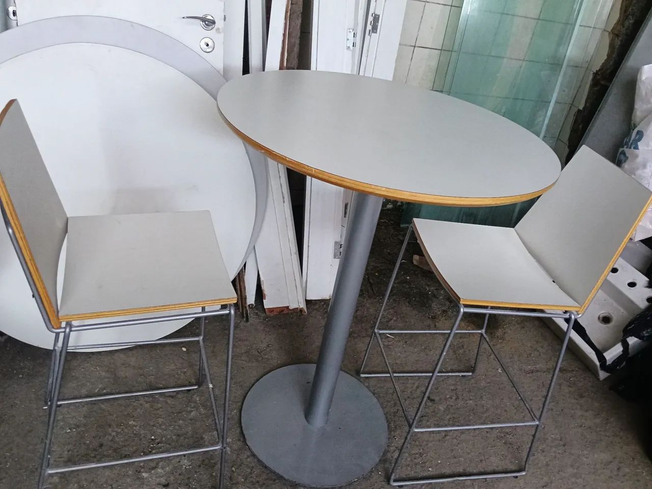 Conjunto Bistrô/ Mesa com banquetas  - Foto 5