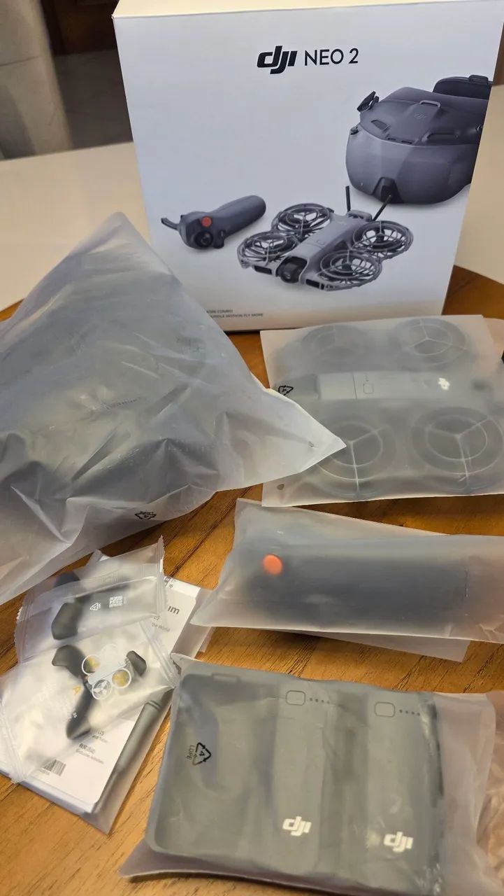 DJI Neo 2 - FPV combo e Fly more