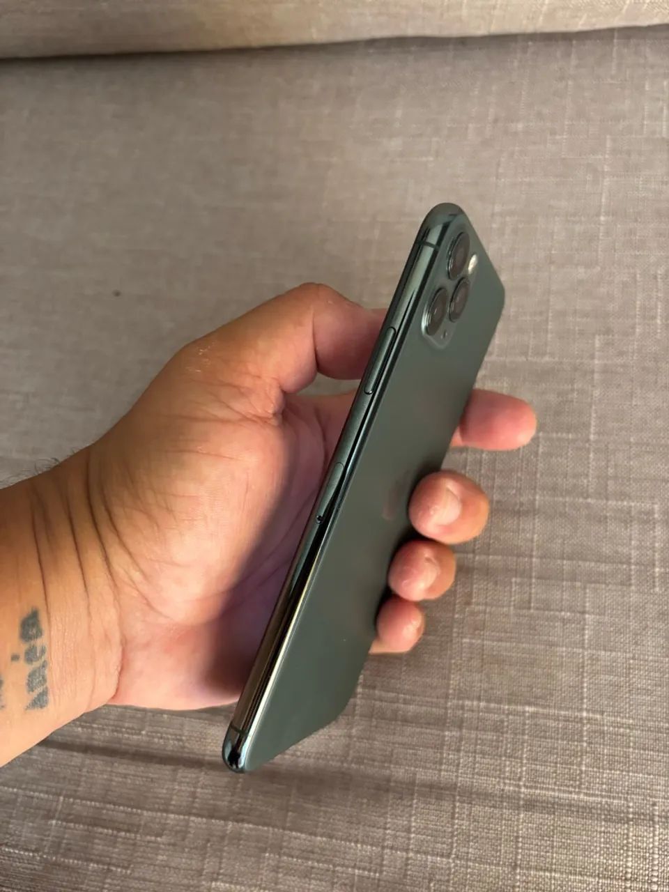 iPhone 11 Pro máxi  - Foto 2