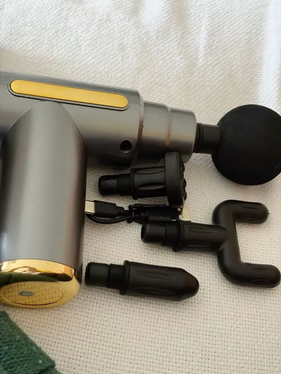 Massageador muscular em pistola