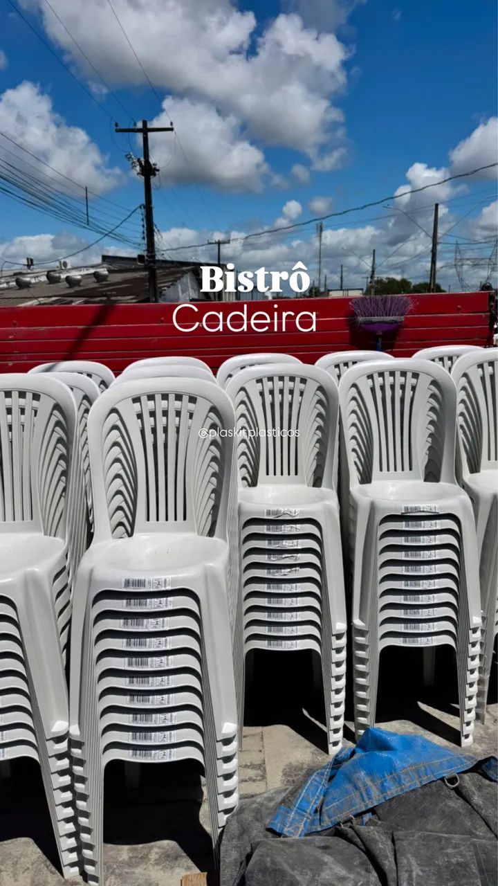 Cadeira de plástico 