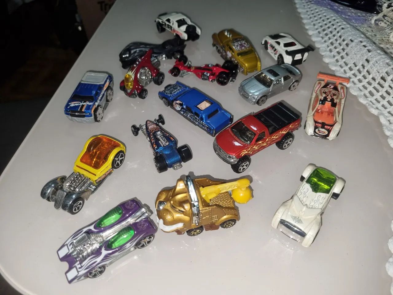 Lote Hot Wheels Variados (16 Miniaturas Usadas) - Foto 4