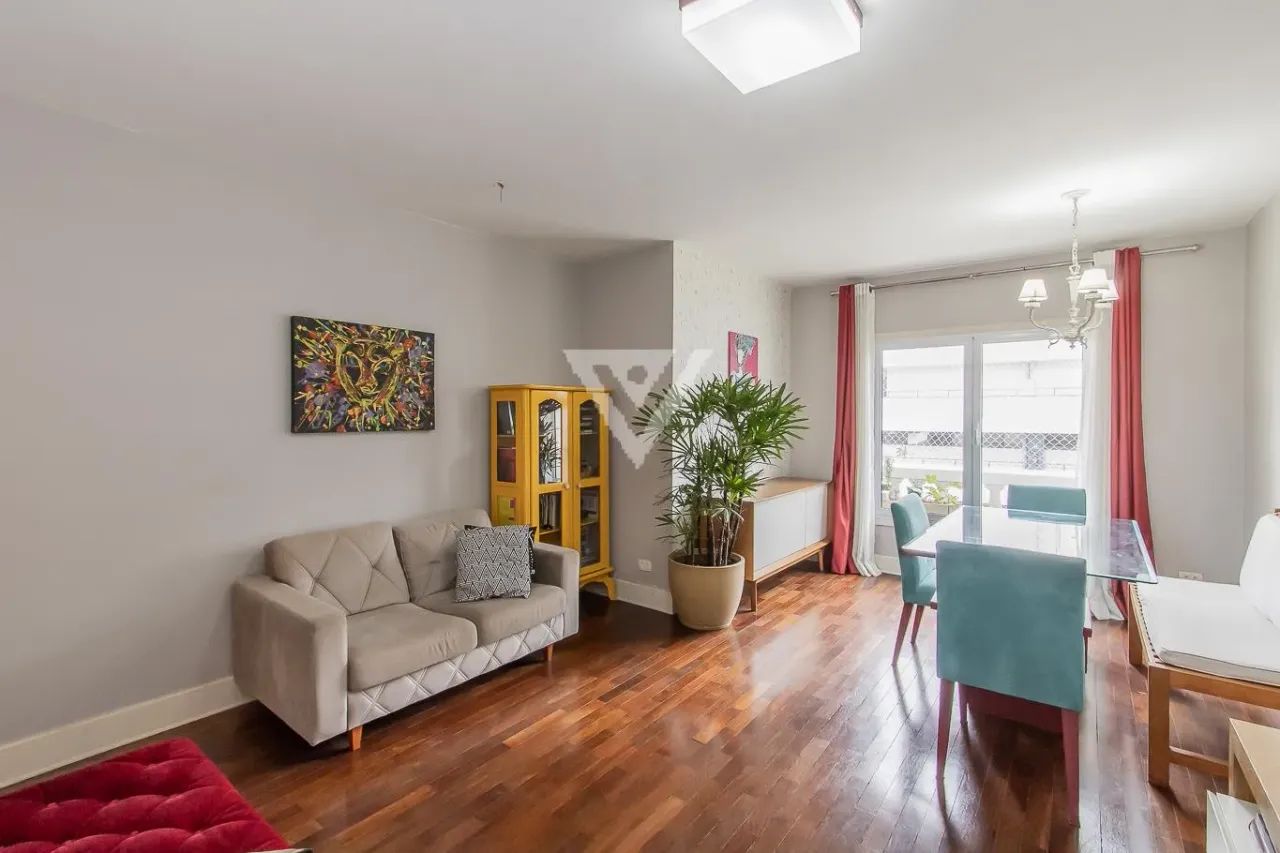 Apartamento com 3 dormitórios em Perdizes