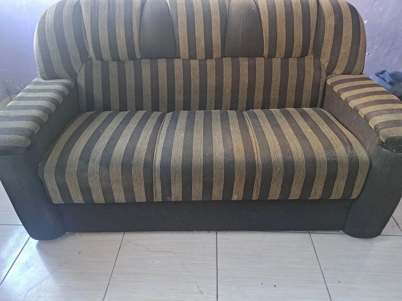 Sofá 3 lugares  - Foto 2