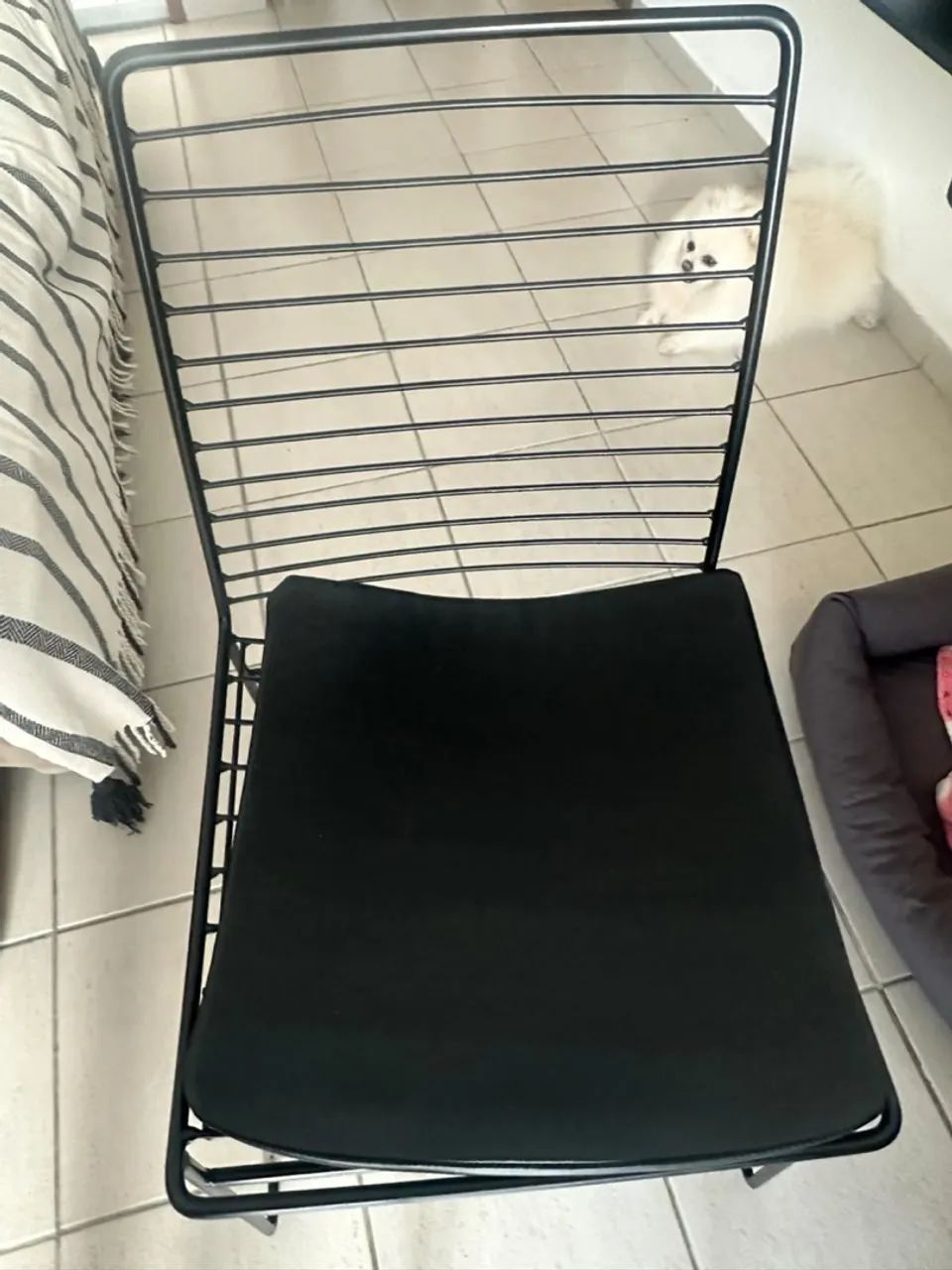 Mesa 1,40 + 4 cadeiras  - Foto 3
