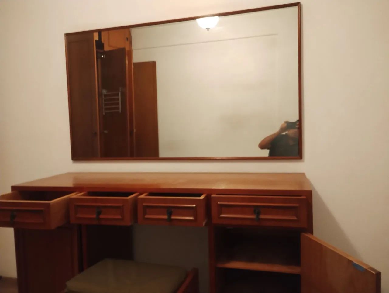 vende se penteadeira com espelho  - Foto 2