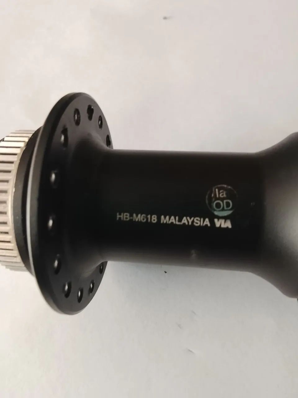 Cubo dianteiro Shimano deore passante - Foto 5