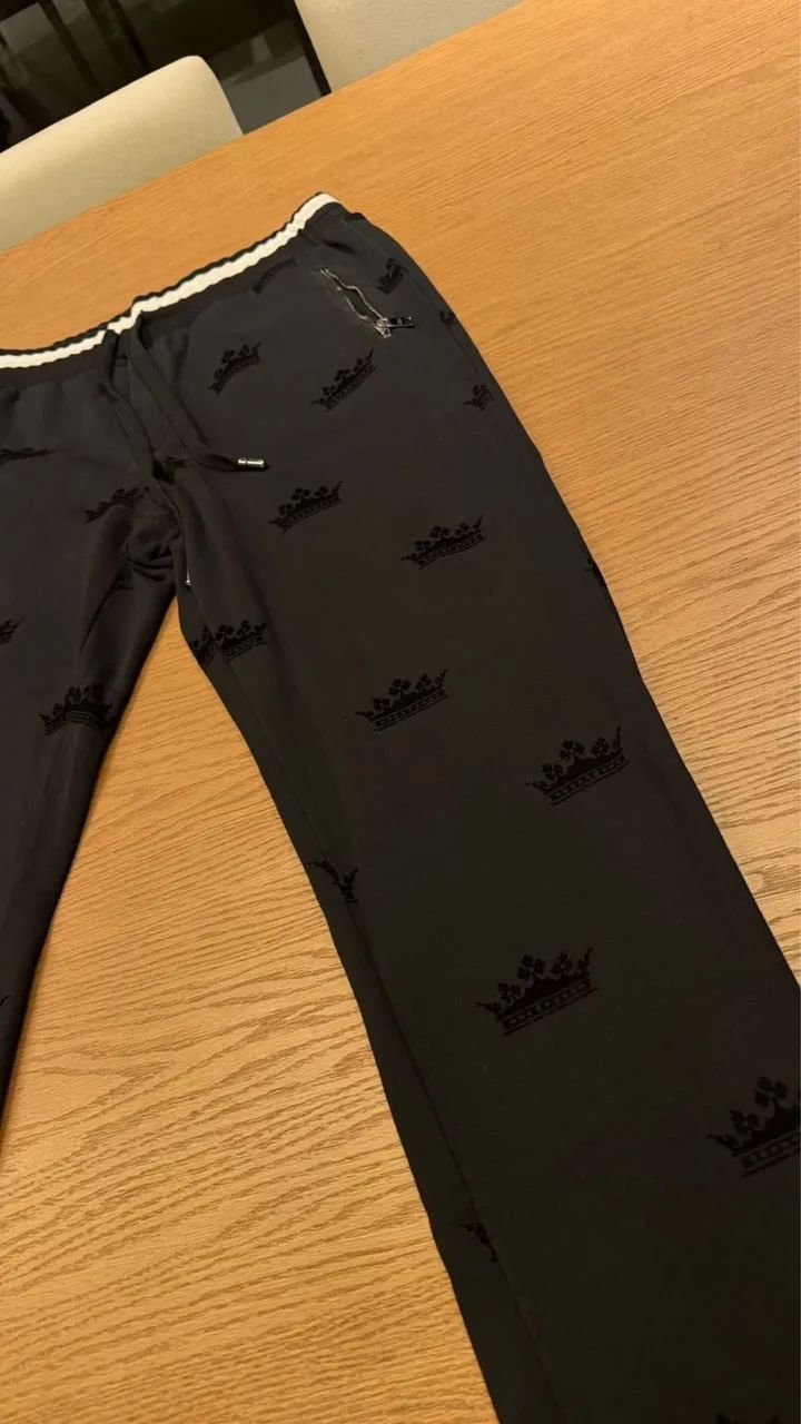 dolce & gabbana calça moletom com monograma de coroa premium original - Foto 4