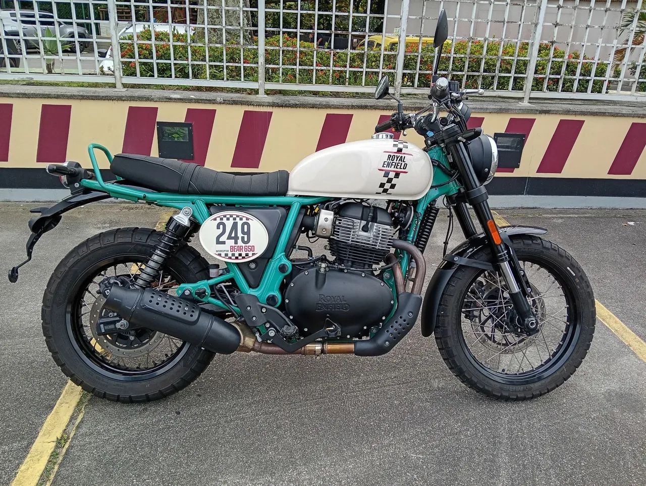 INTERCPTOR BEAR 650CC. 2026.  EDSON 