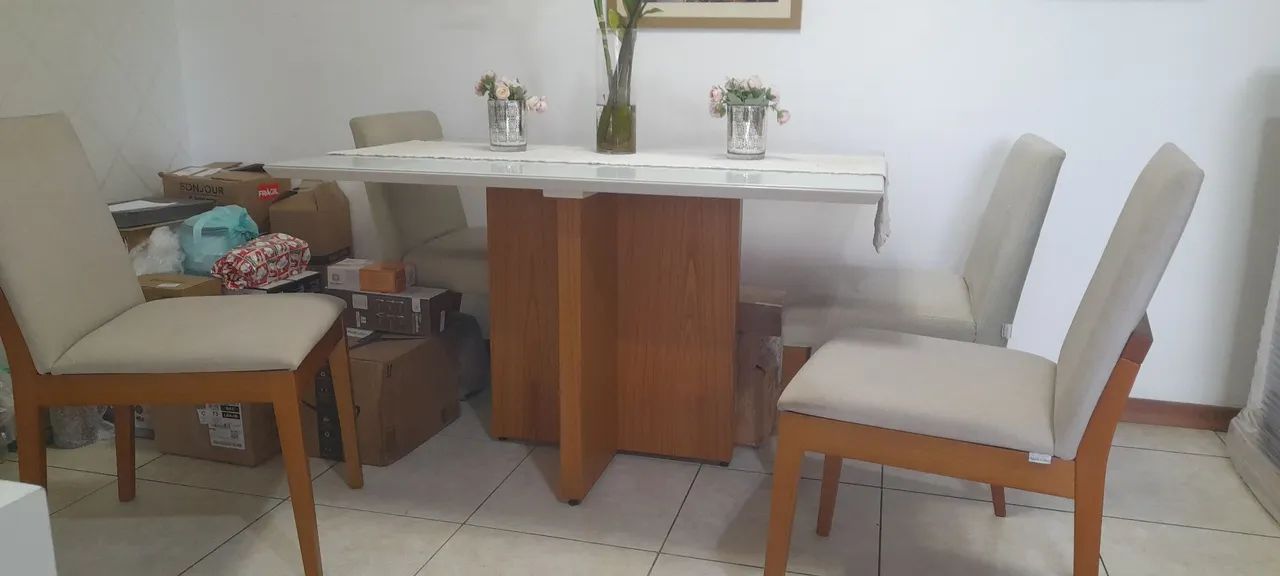 Mesa (1,30 x 0,90) com cadeiras - Excelente estado. - Foto 3