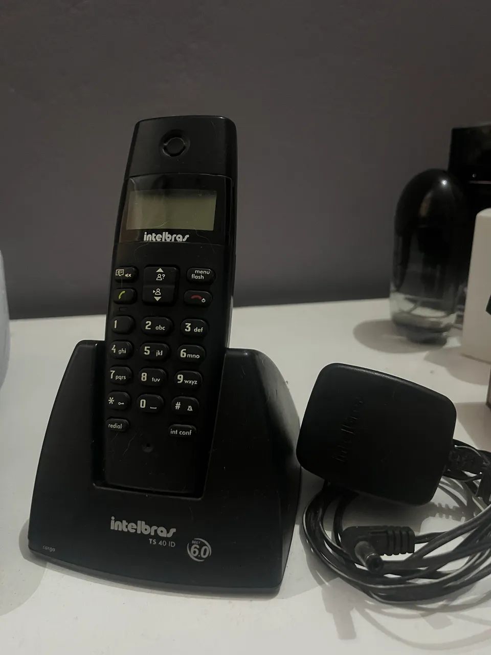 Telefone intelbras com indentificador de chamado