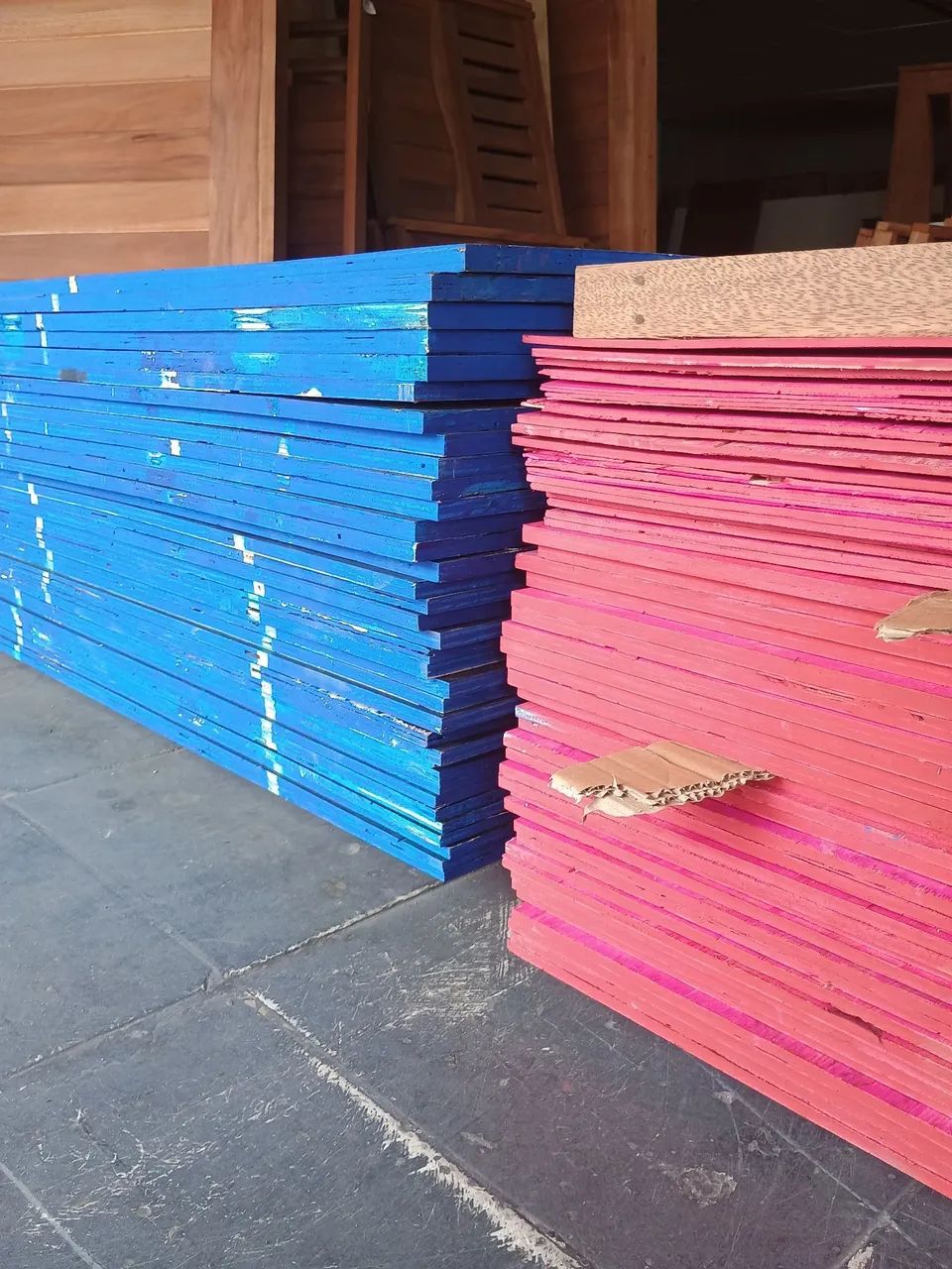 MADEIRITE PLASTIFICADO E RESINADO 
