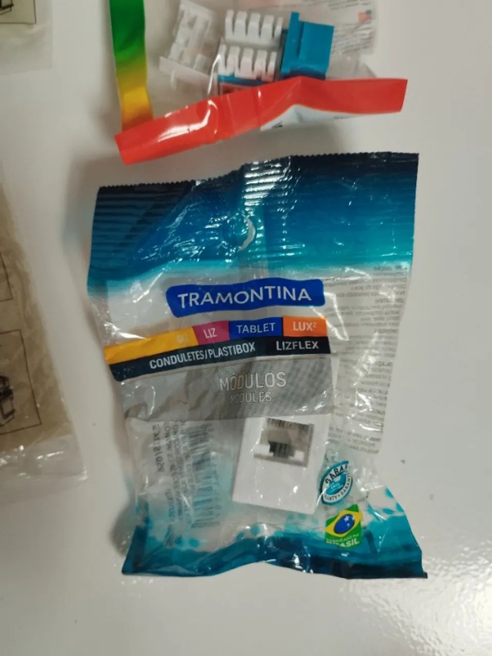 Conectores RJ45 cat5 fêmea  - Foto 4
