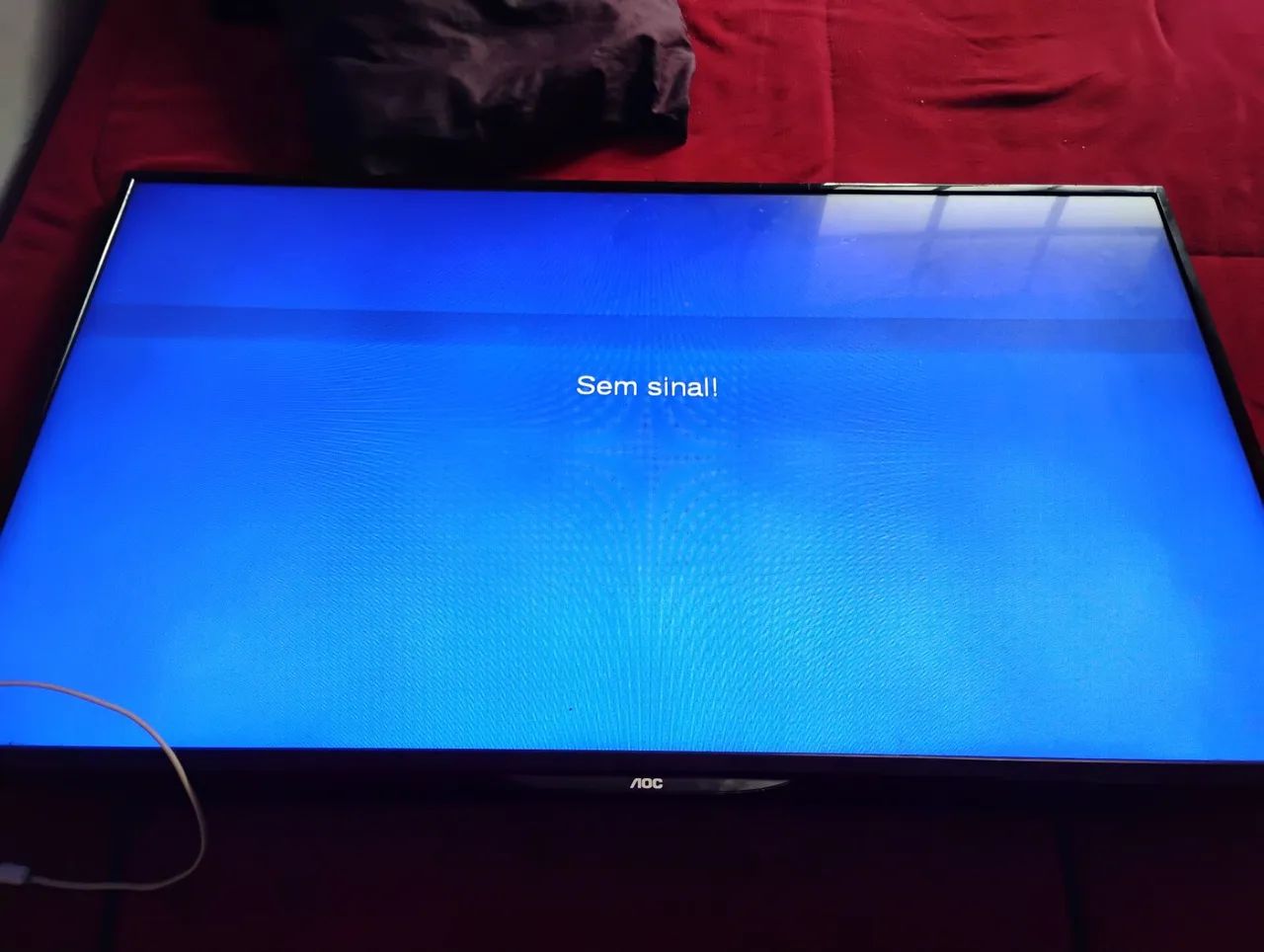Vendo tv 43 polegadas, com defeito na tela, porém pega normalmente!  - Foto 4