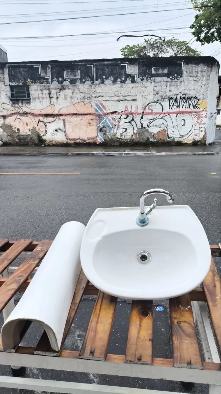 Lavatório com a coluna  - Foto 3