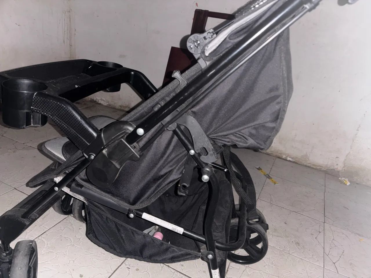 Carrinho de bebê novo - Foto 4