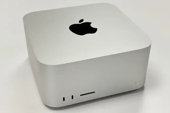 Mac Studio M4 Max 36 GB / 512 GB ? garantia Apple até mar/2027