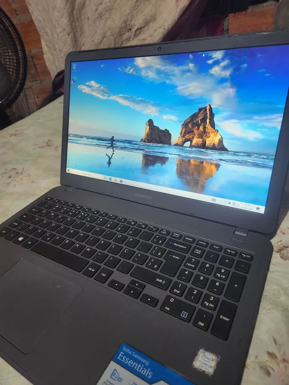 Notebook samsung i3 7 geração 