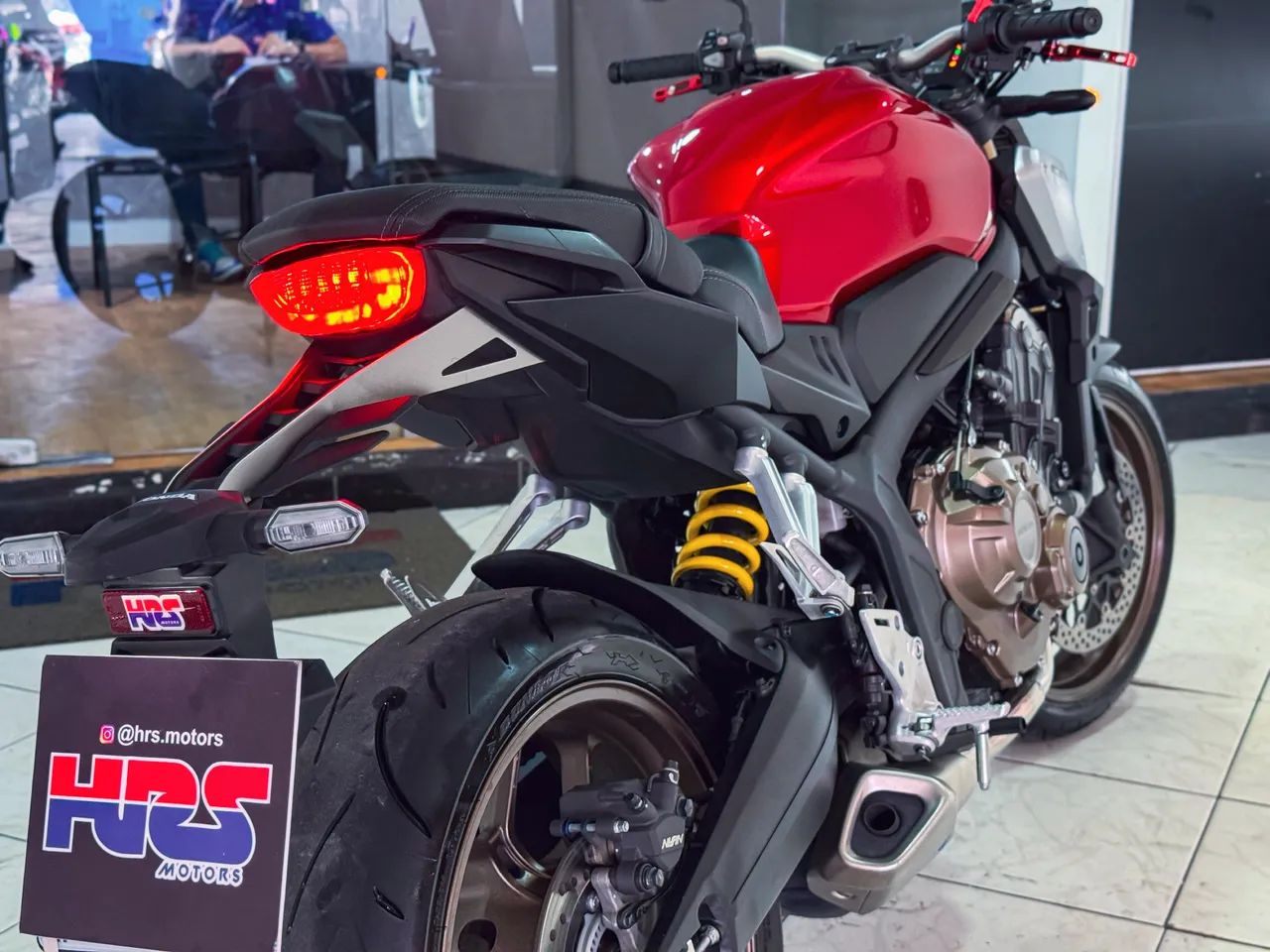 CB 650R NSC ABS 2022 COM APENAS 9.000 KM - SUPER EXCLUSIVA  - Foto 9