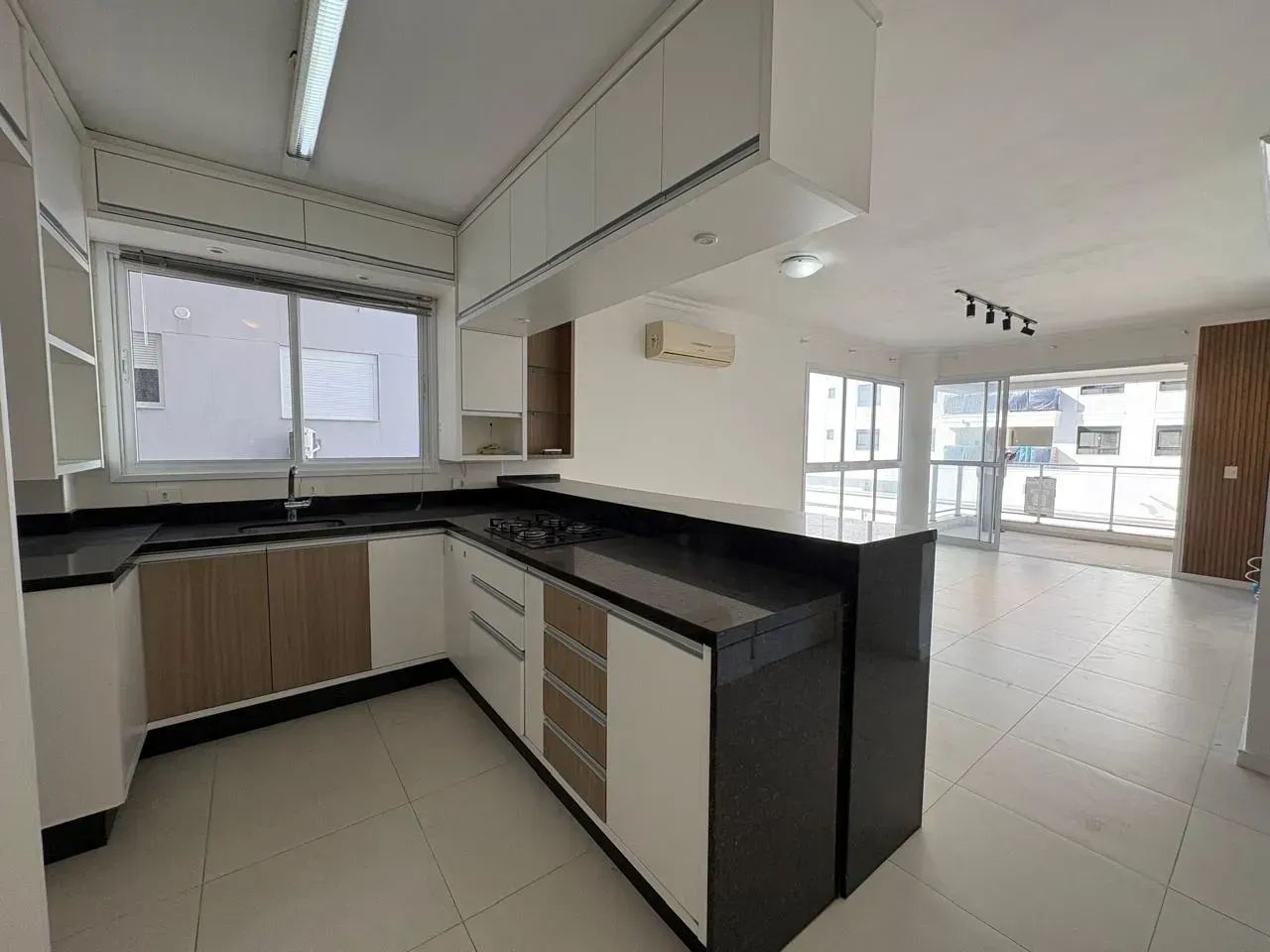 Apartamento 106m² - 3 dormitórios, Pedra Branca - Foto 2