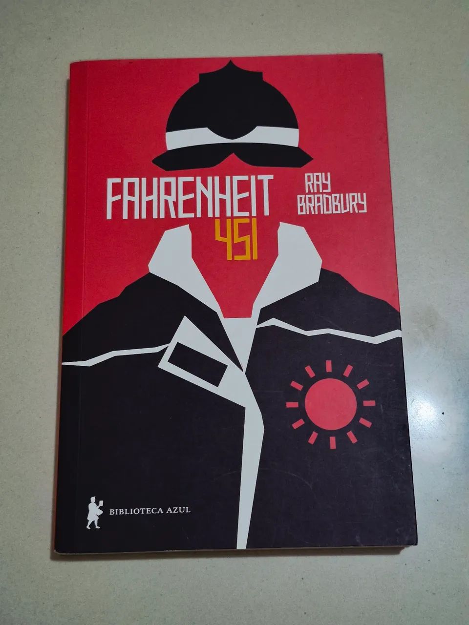 Livro: Fahrenheit 451