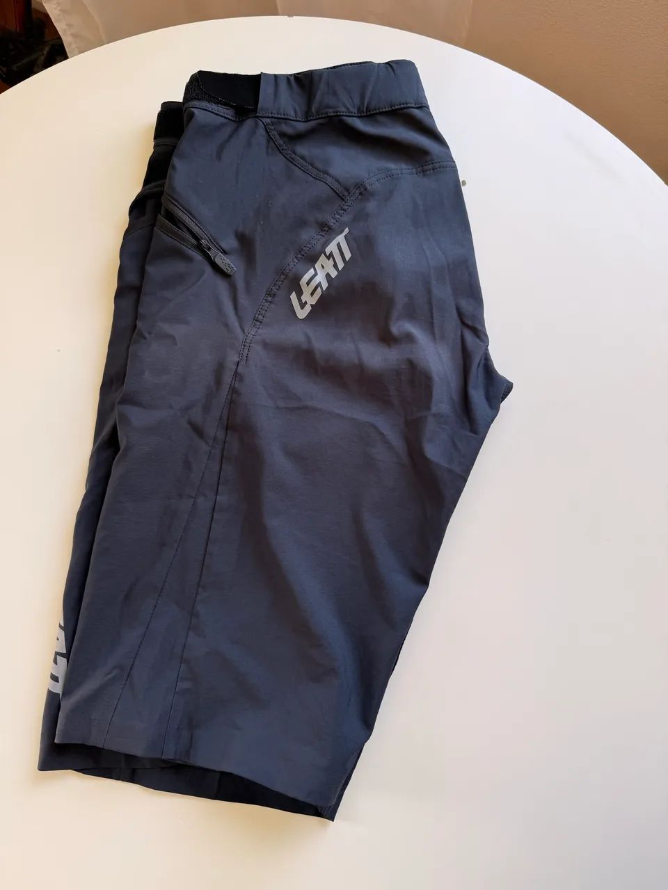 Bermuda Leatt - Foto 4