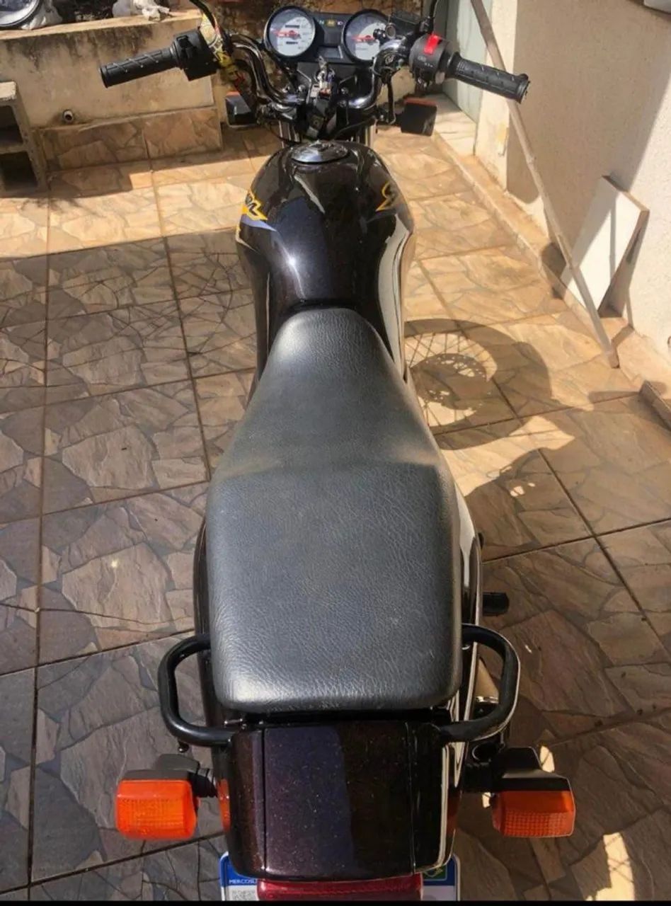 Cbx 200 - Foto 3