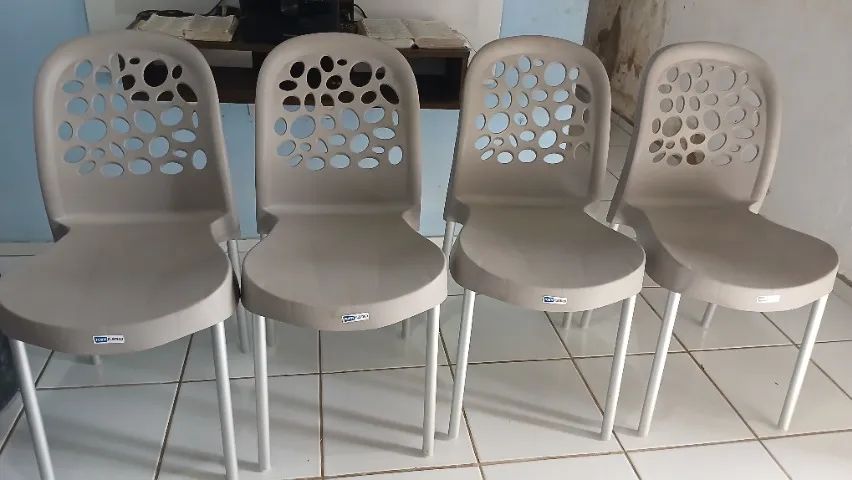 4 CADEIRAS DE COZINHA NOVAS - Foto 3