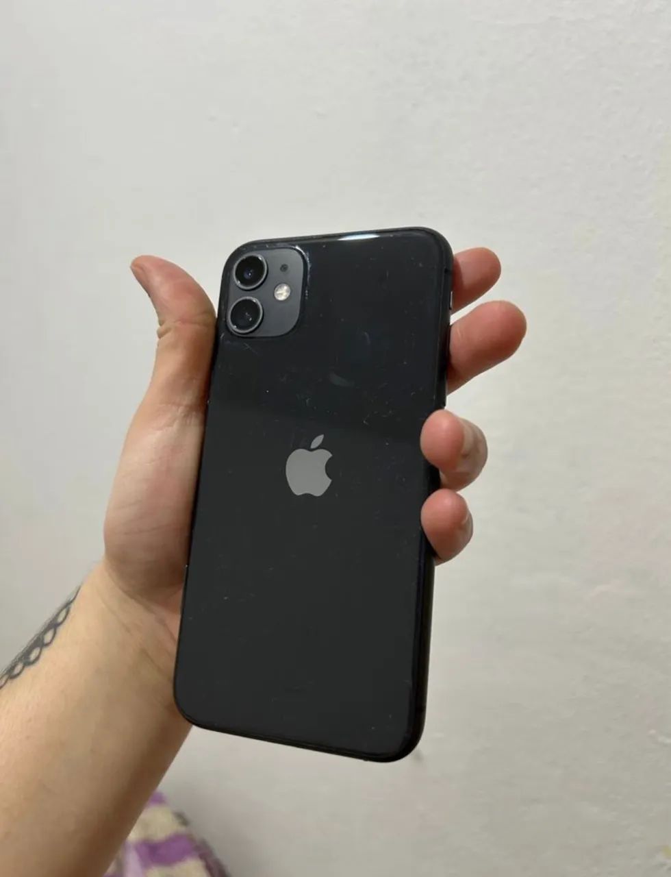 IPHONE 11 PRETO - Foto 4
