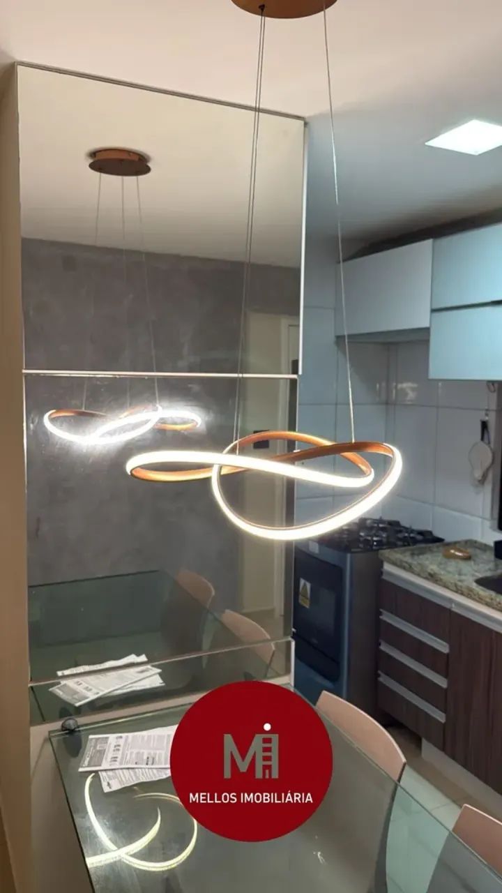 Alugo apartamento mobiliado de 2 quartos sendo 1 suite - Foto 2
