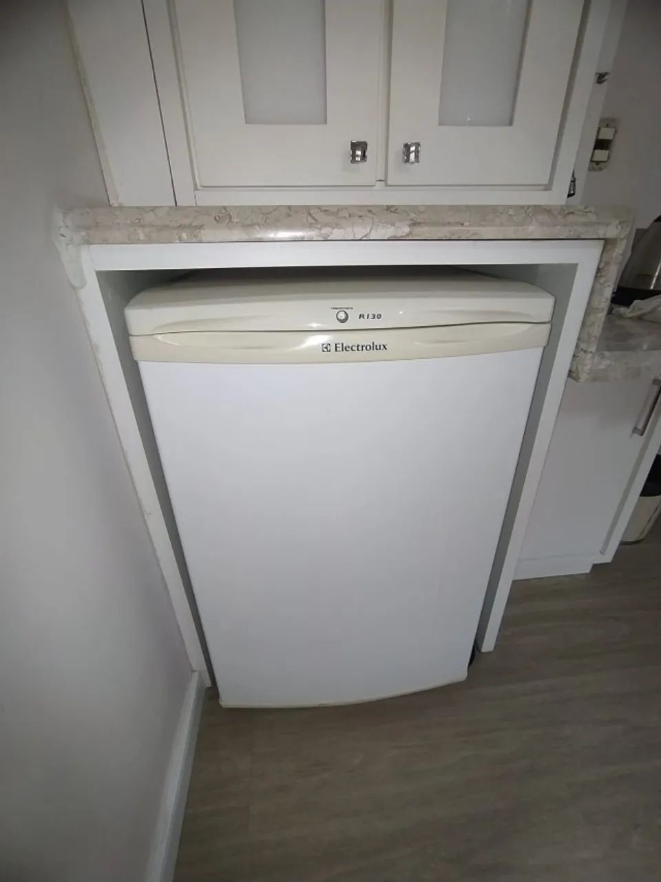Frigobar Electrolux R130 - 130 Litros