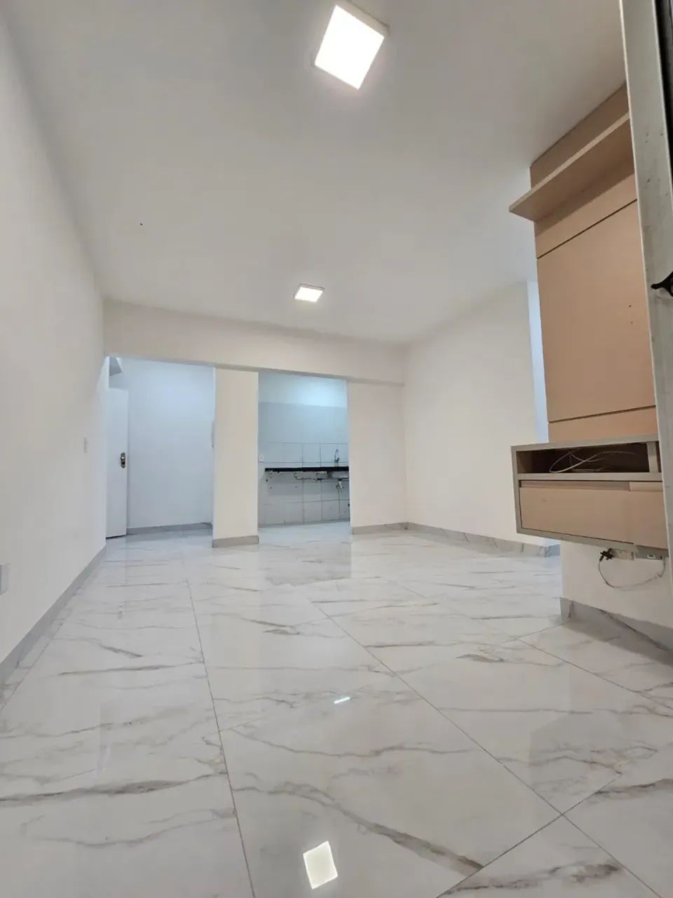 ALUGO APARTAMENTO NO BRISAS NASCENTE COM 3/4