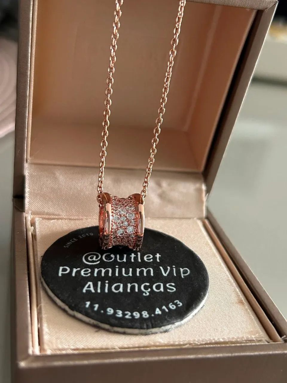 Colar bvlgari bzero1 cravejado rose