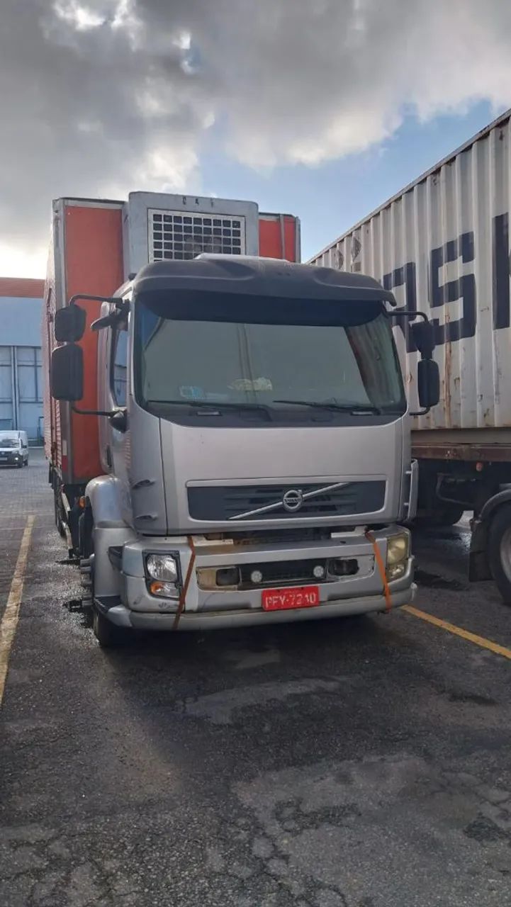 Volvo VM 270 - Foto 2